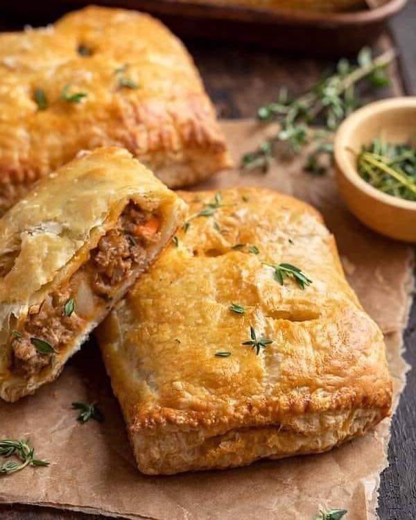 Cheese Loaded Pocket Tacos CYSSERO