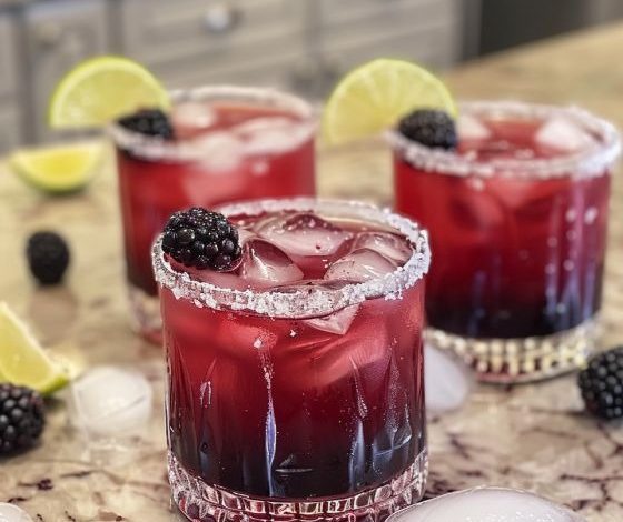 It's called 'Blackberry Margarita Smash' and it's the perfect drink for spring and summer! You will never meet a heart that doesn't love you